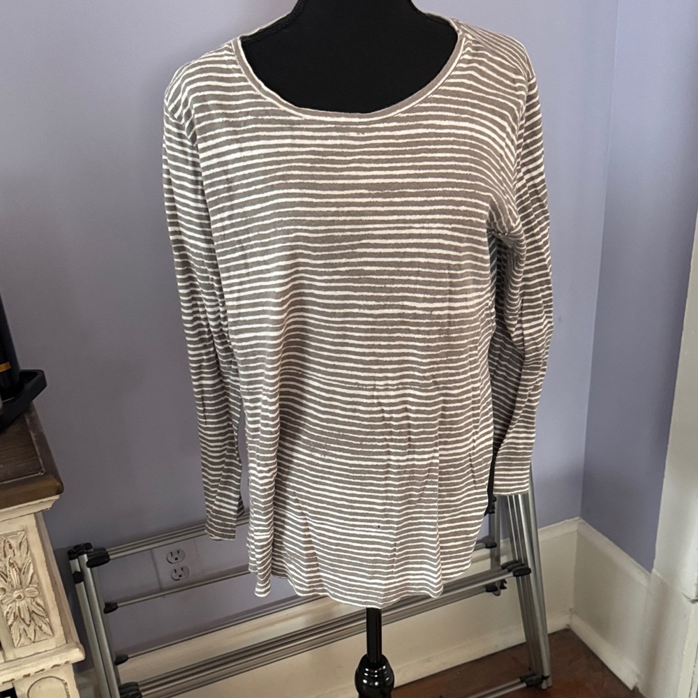 Mossimo Supply Co. Gray Striped Long Sleeve Top